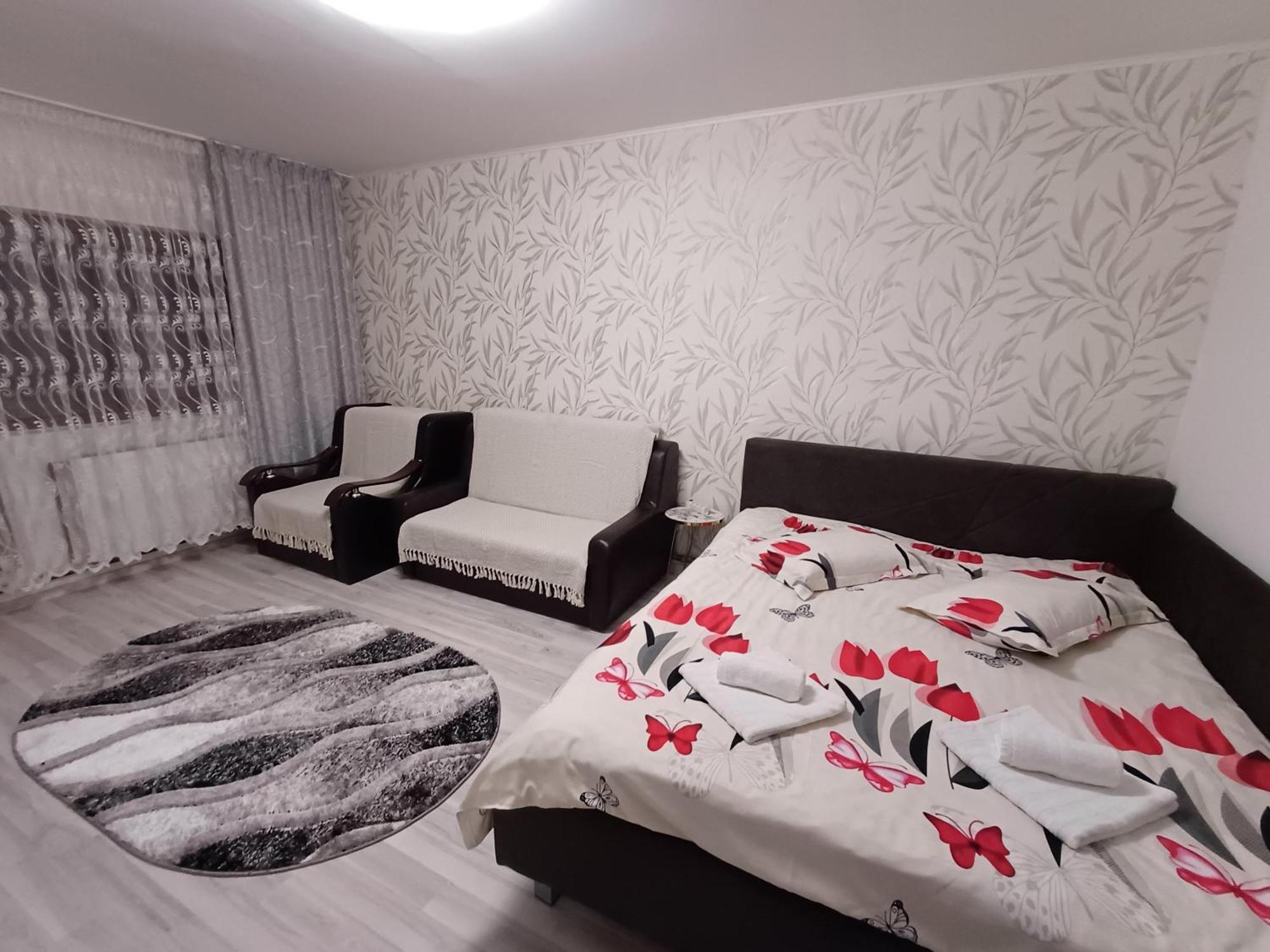 Garsoniera George Apartment ตือร์กูออกนา ภายนอก รูปภาพ